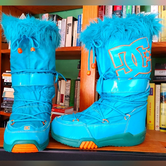 🩵🧡Rare Turquoise Dc Chalet Winter Boots Large🩵🧡 - Picture 5 of 8